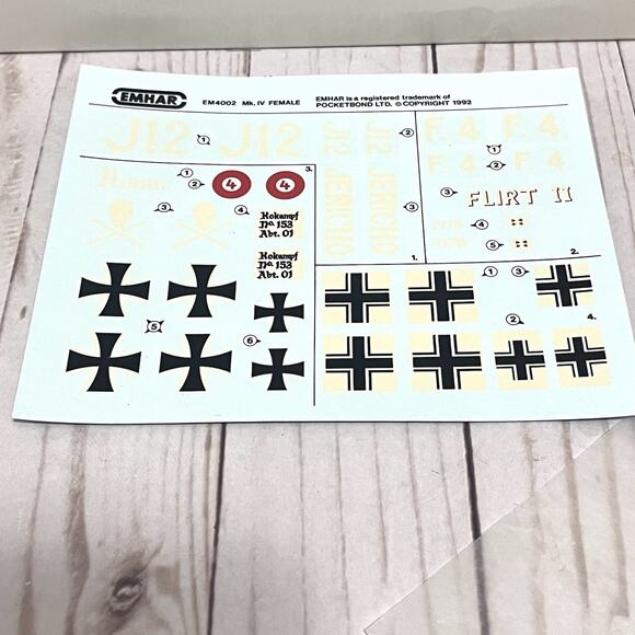 Emhar MkIV Female WWI Heavy Battle Tank Plastic Model Kit 1:35 EM4002 Imcomplete - Picture 10 of 11